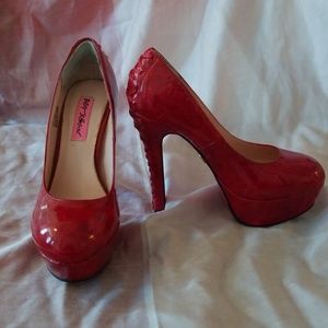 Platform heels